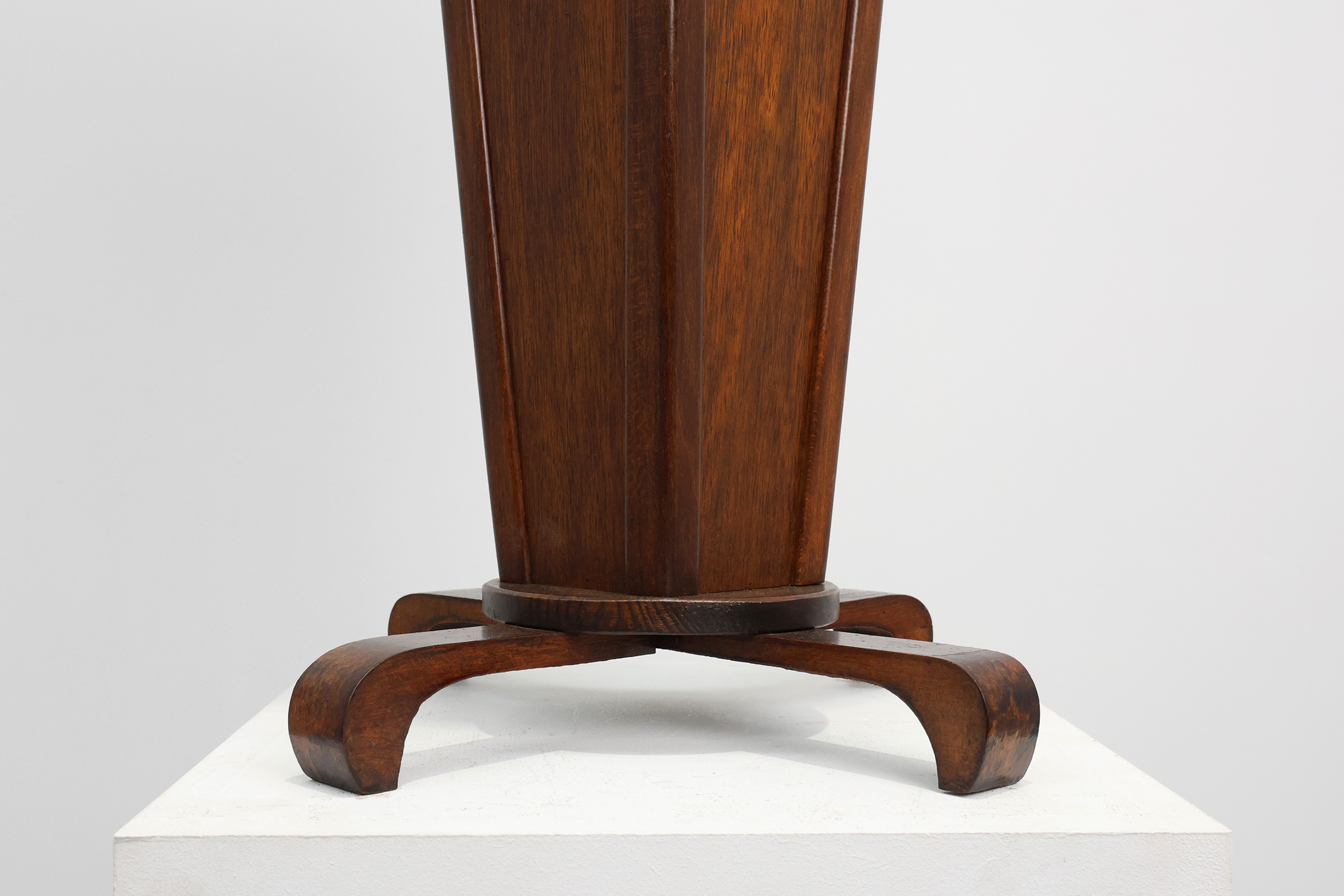 Art Deco round Oak Side Table, France 1930sthumbnail